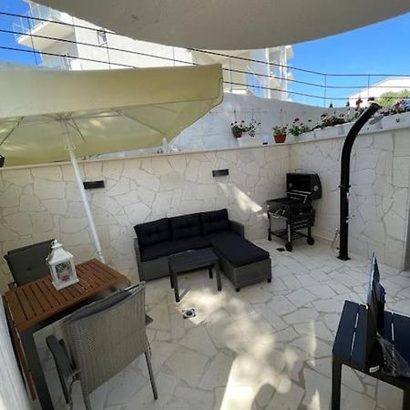 Seaesta Holiday- Modern Studio Lejlighed Trogir Eksteriør billede